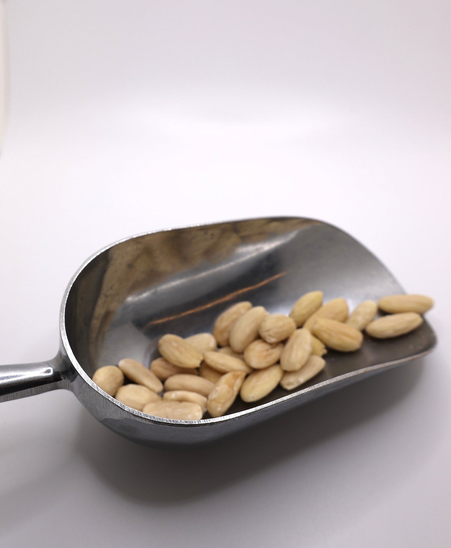 Raw Whole Almonds