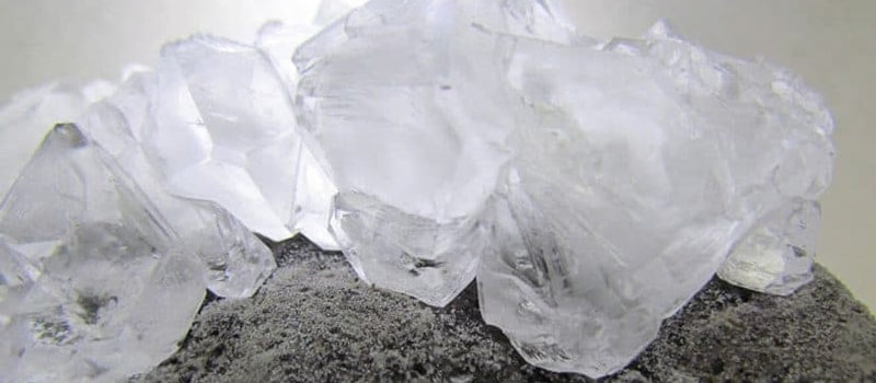 Alum Stone - حجر الشبِّة