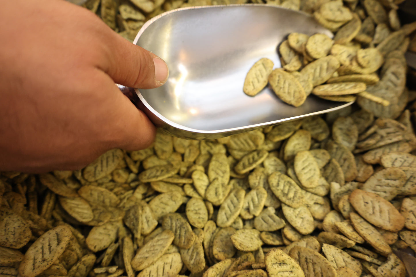 Zaatar Crackers